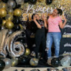 Meet your Posher, Lorene